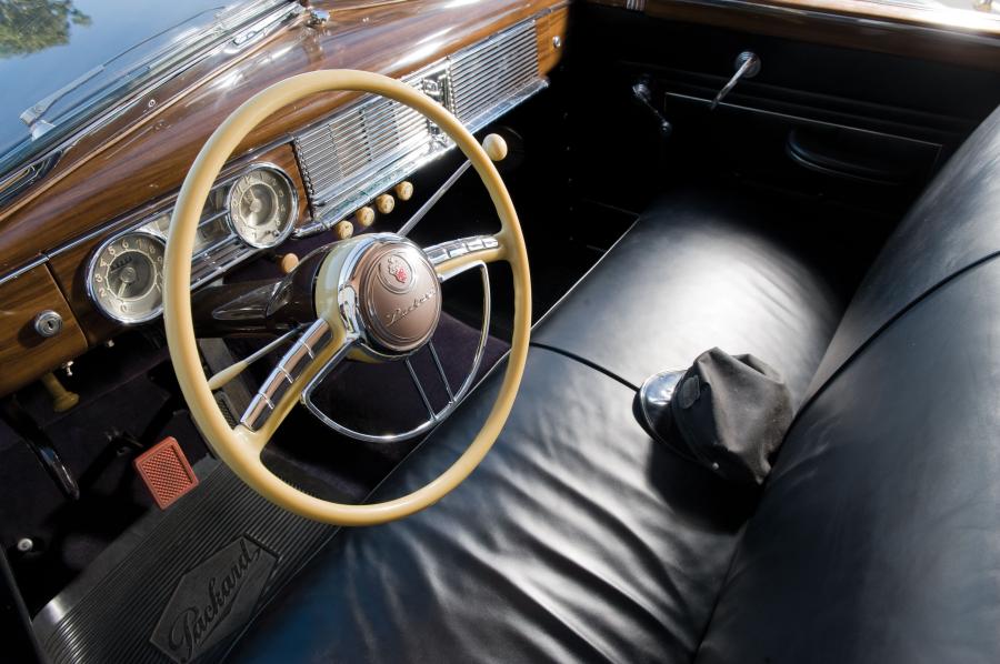  Packard Custom Eight Limousine 1948 года  (фото 4 из 5)